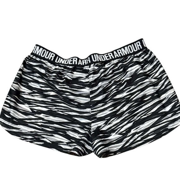 🍀2/$22 Under Armour Heatgear Perfect Pace Black White Running Short Womens Large - Picture 5 of 11